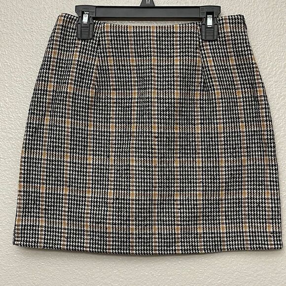 Shein Houndstooth Mini Skirt Size XS NWOT - Picture 1 of 6